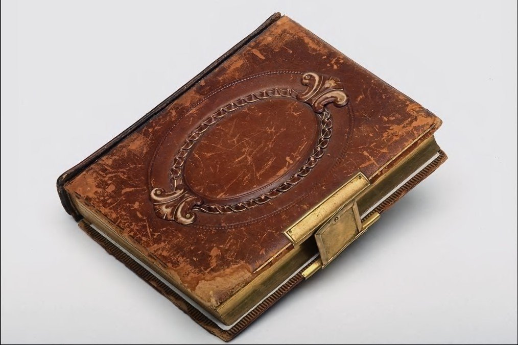 image of The Wallet